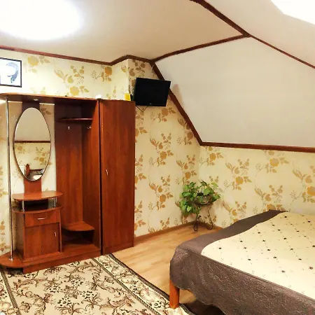 Sadyba Svitanok B&B *